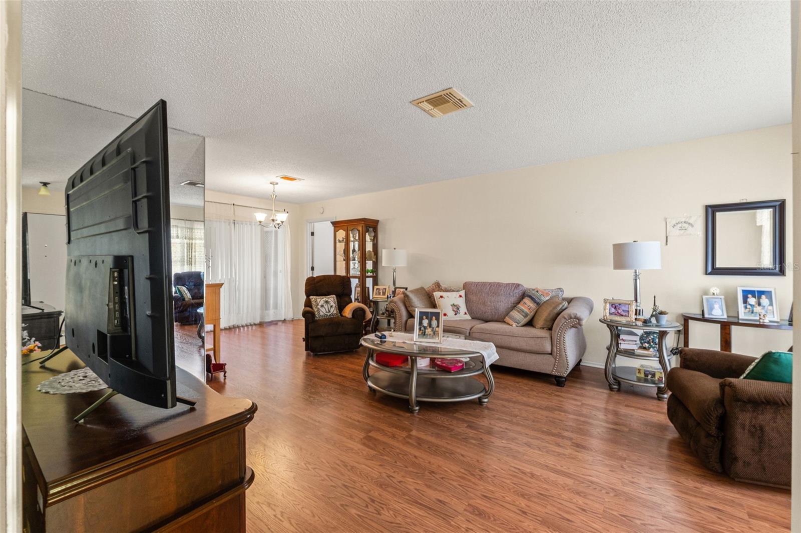 TIMBER OAKS - Residential