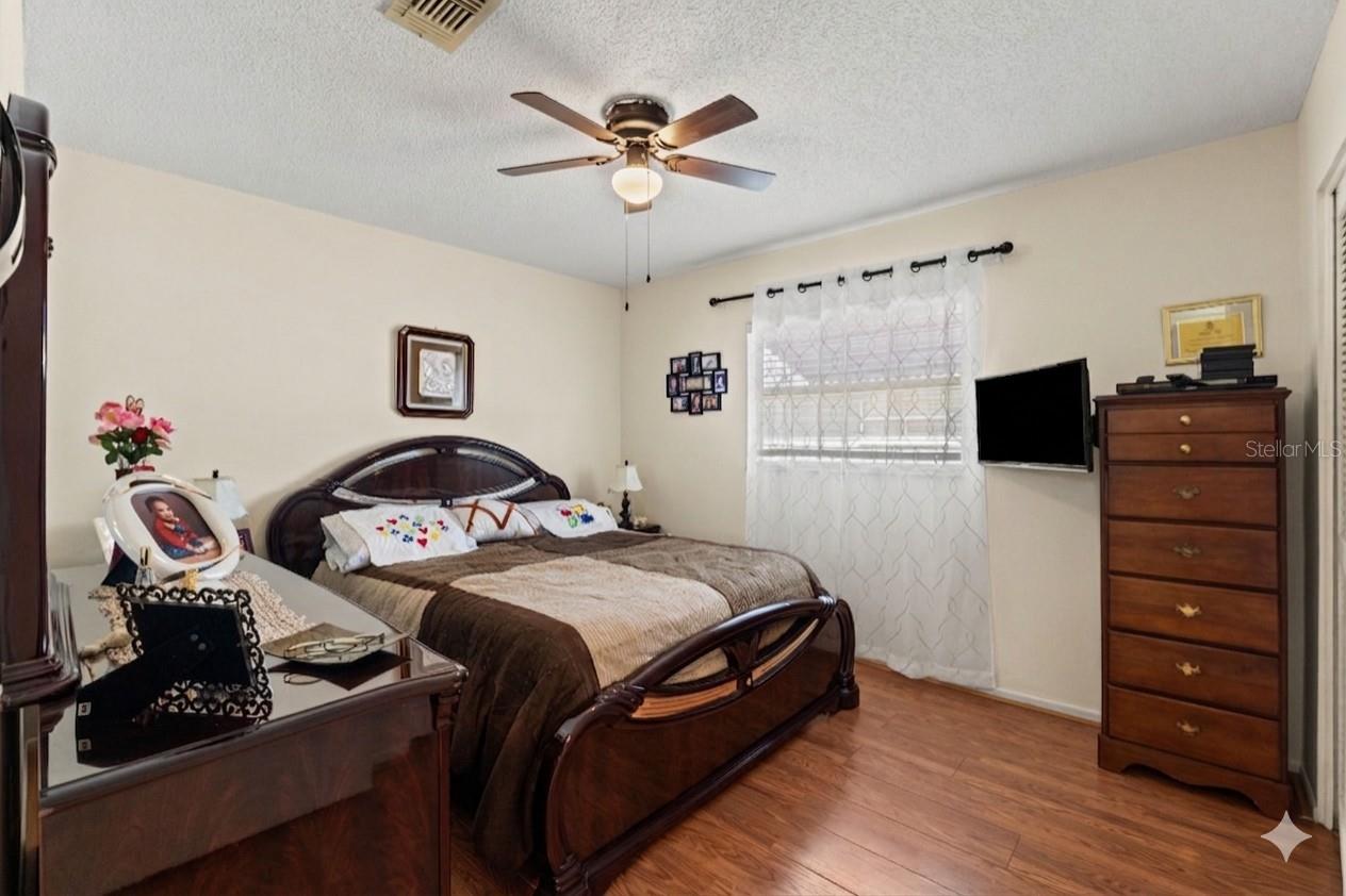 TIMBER OAKS - Residential