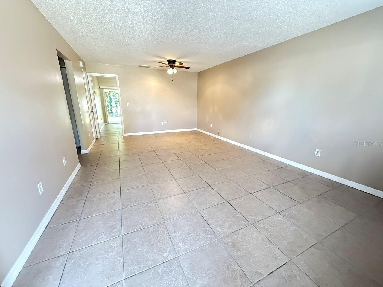 8080 PARROT DRIVE
