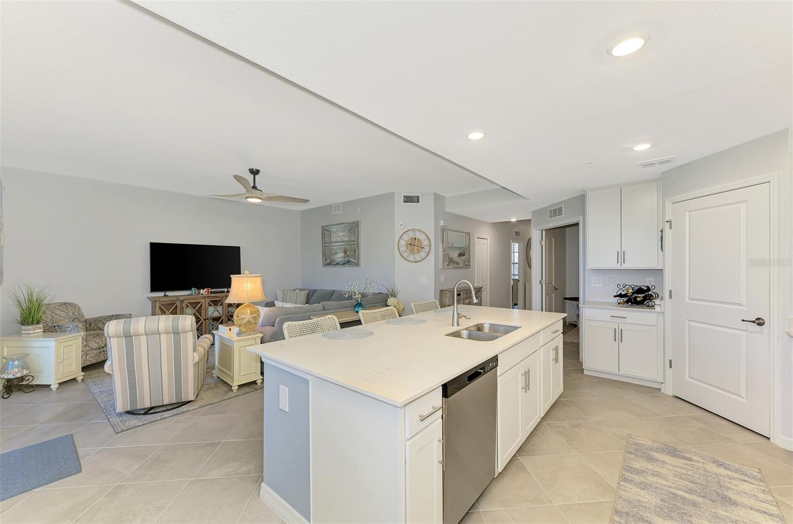 WELLEN PARK GOLF AND COUNTRY CLUB - Residential