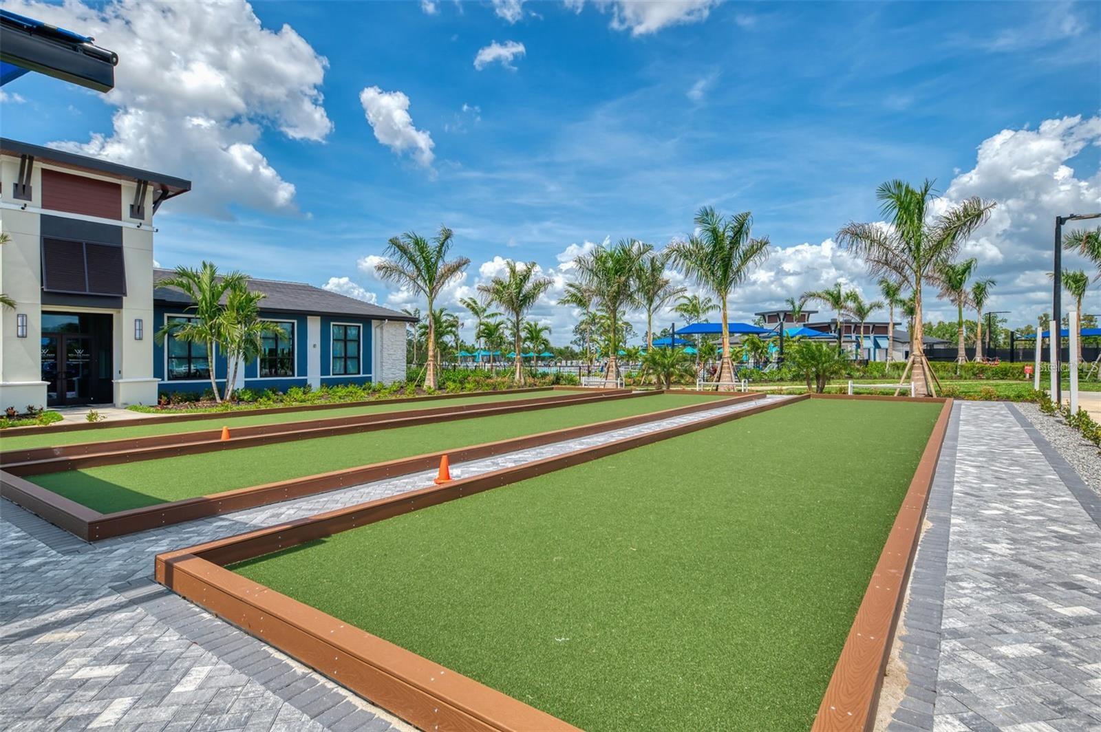 WELLEN PARK GOLF AND COUNTRY CLUB - Residential