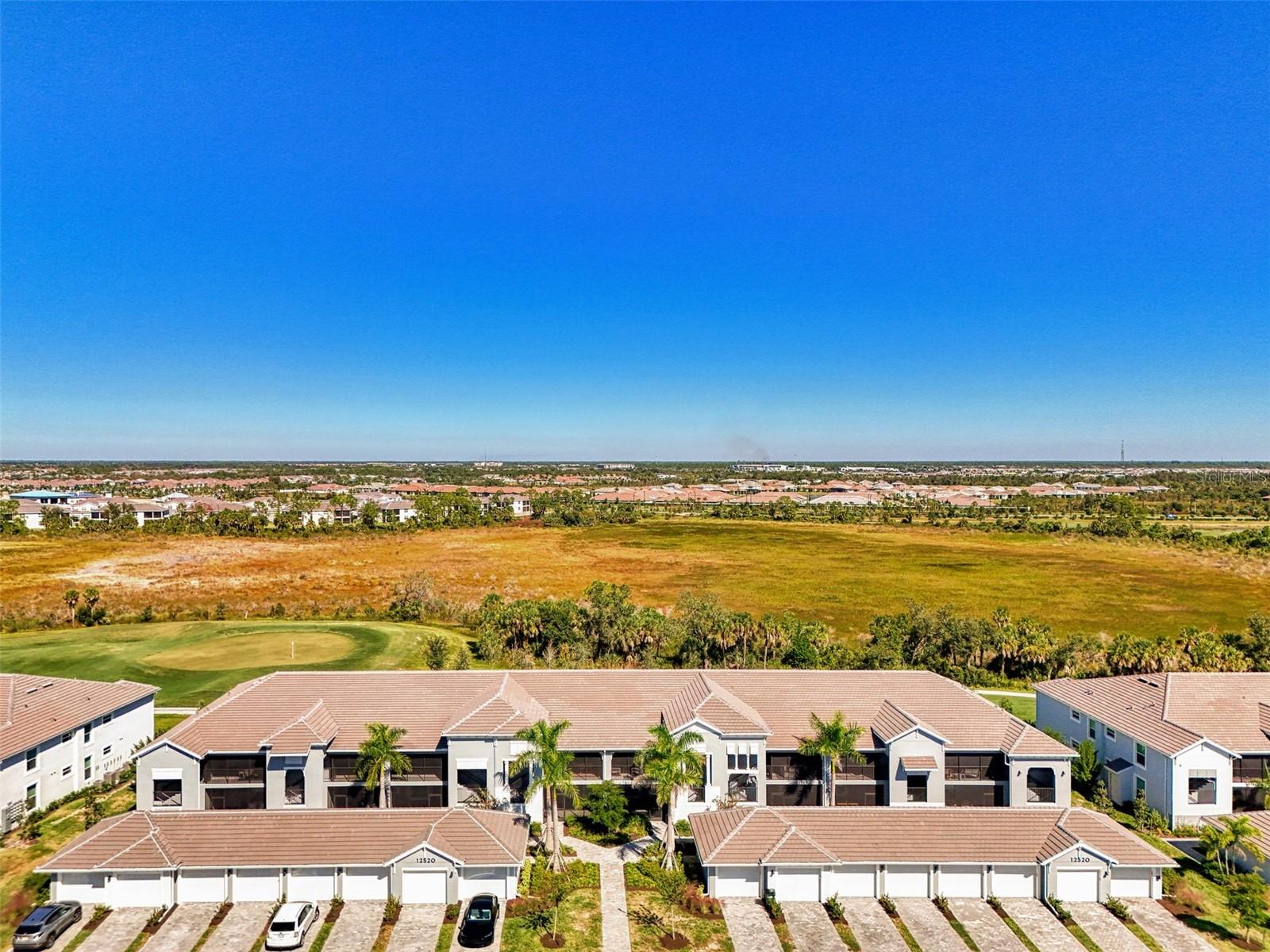 WELLEN PARK GOLF AND COUNTRY CLUB - Residential