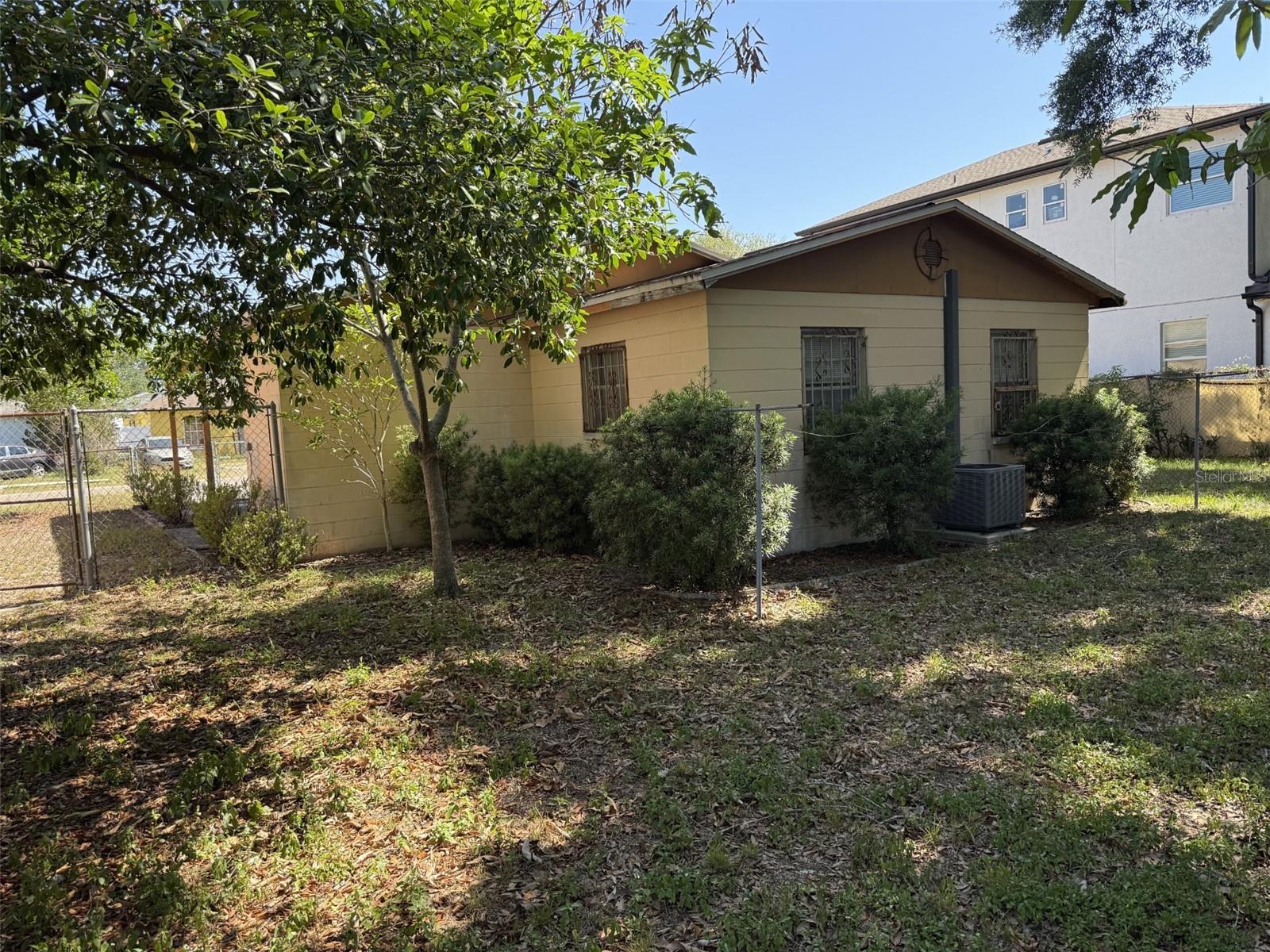 MAYS ADD - Residential