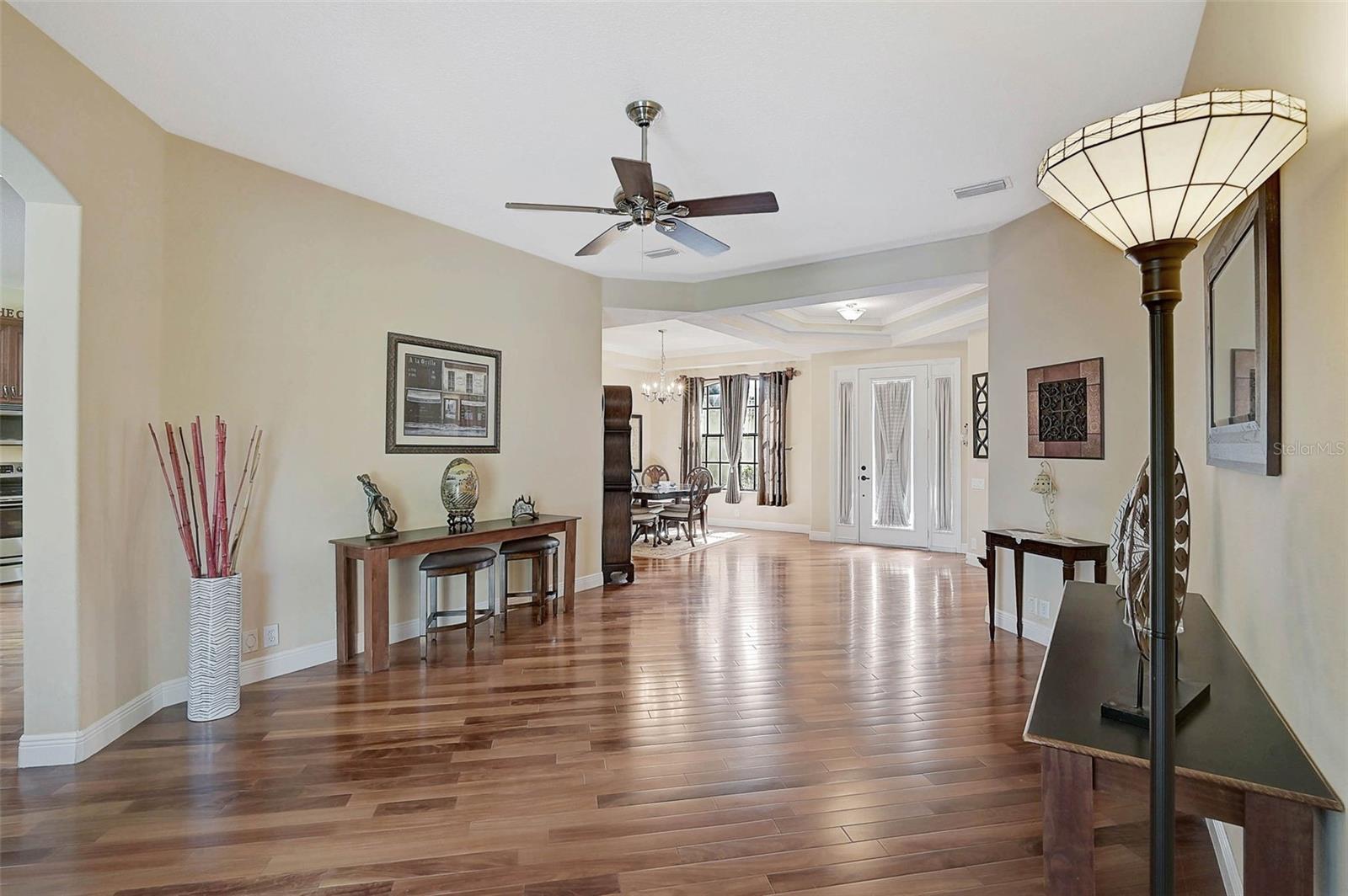 306 COUNTRY MEADOWS WAY
