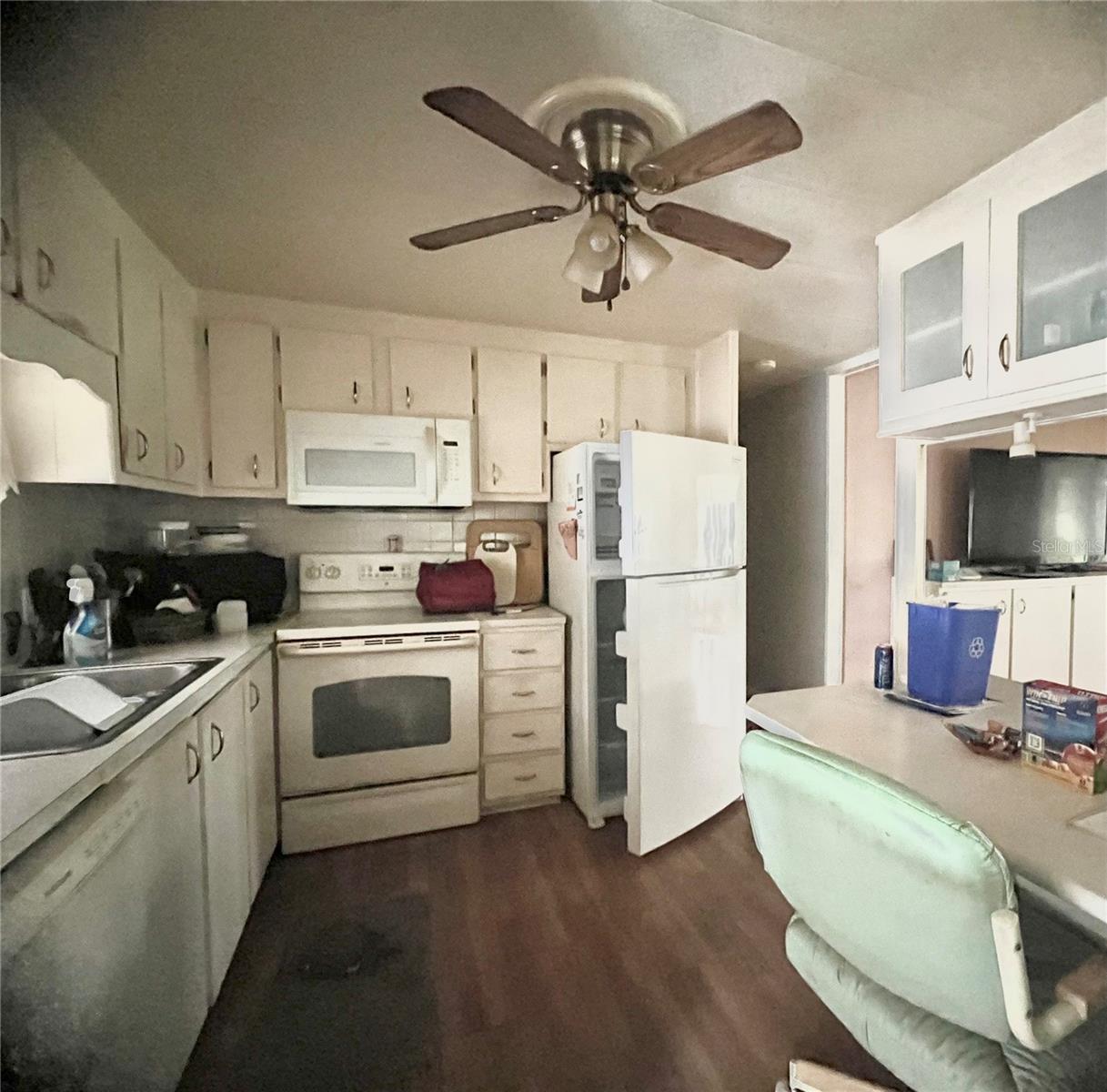 FAIRWAY VILLAGE MOBILE HOME PARK UNREC - Residential