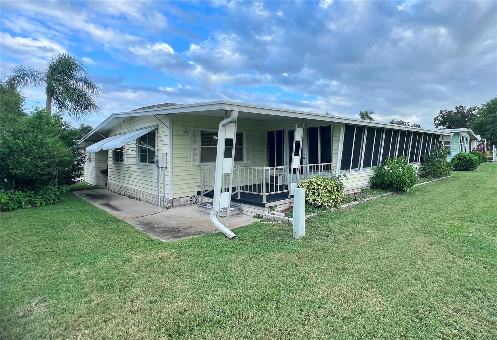 FAIRWAY VILLAGE MOBILE HOME PARK UNREC - Residential