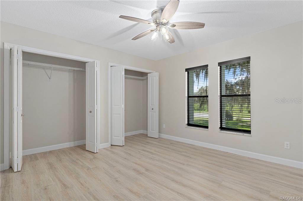 CONNELL LAKE ESTATES - Residential