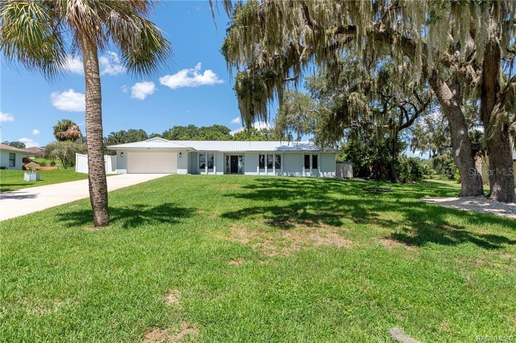 CONNELL LAKE ESTATES - Residential