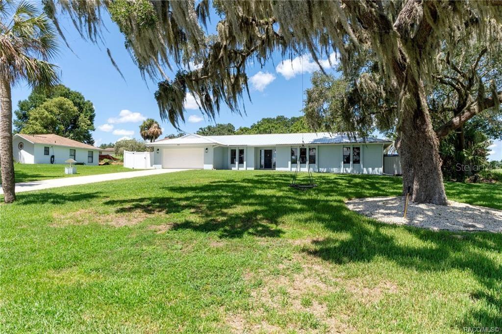 CONNELL LAKE ESTATES - Residential