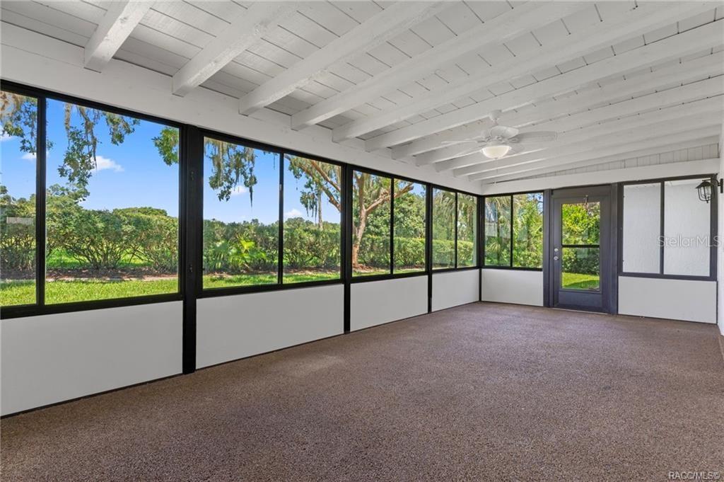 CONNELL LAKE ESTATES - Residential
