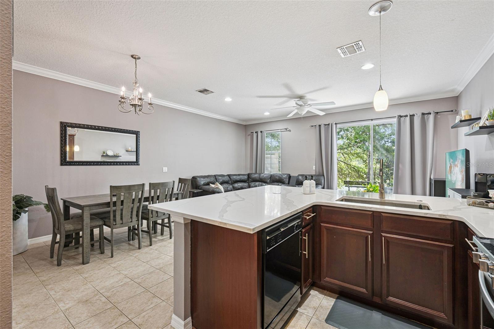 CLAYTON CROSSING TWNHMS - Residential