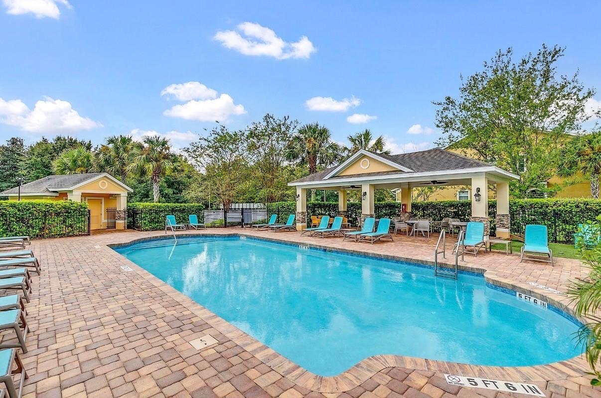 CLAYTON CROSSING TWNHMS - Residential