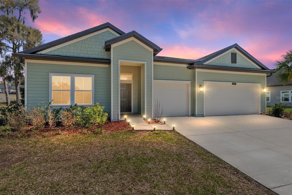 Photo of 19692 SW 77th Loop W, Dunnellon, FL 34432 (MLS # OM733722)