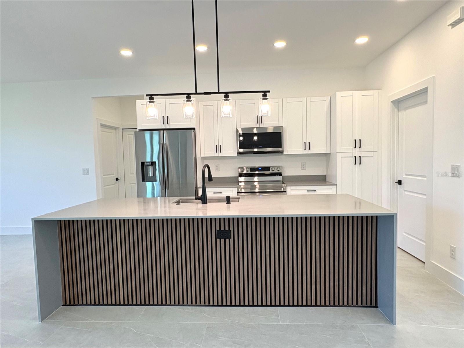 PORT CHARLOTTE SUB 33 - Residential Lease