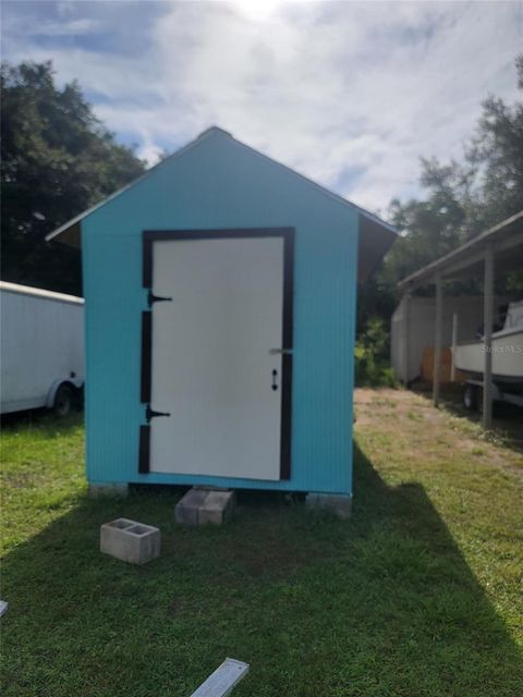 Tiny photo for 11001 Mooncrest Lane, Leesburg, FL 34788 (MLS # G5088076)