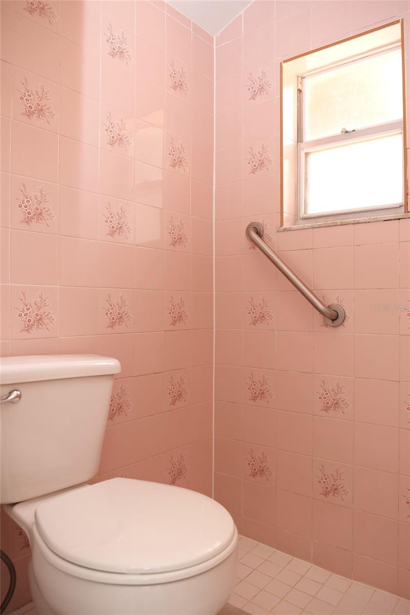 MICHIGAN AVE PARK - Residential Lease