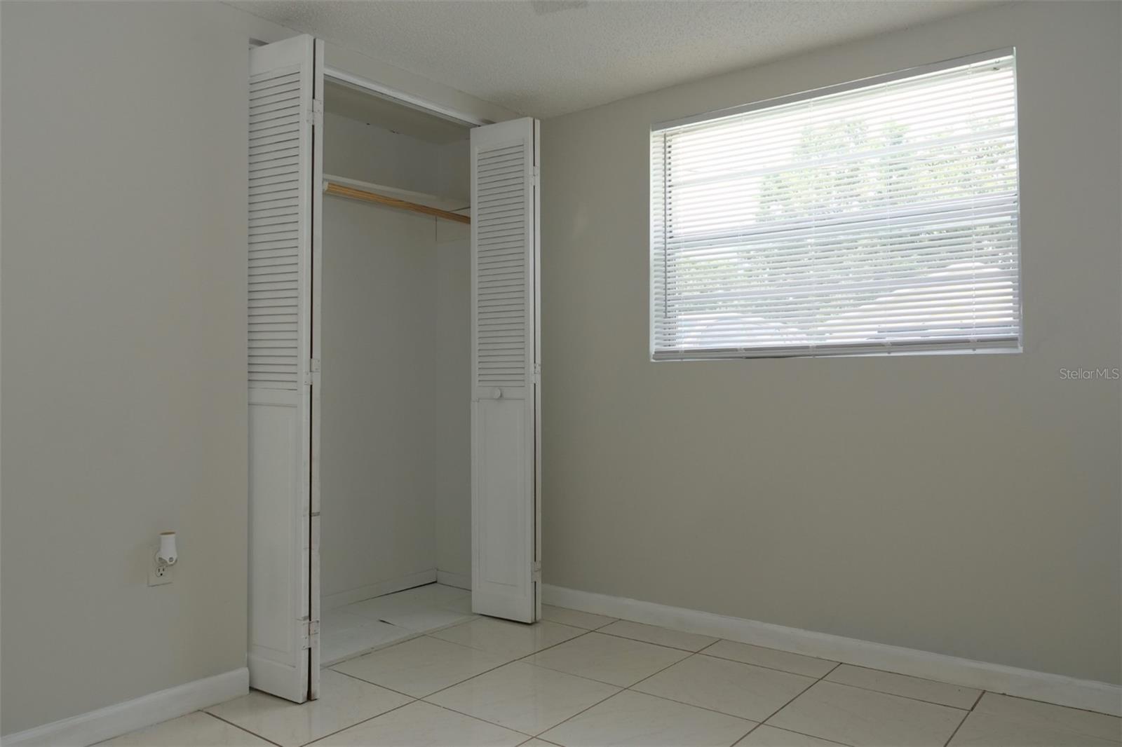 MICHIGAN AVE PARK - Residential Lease