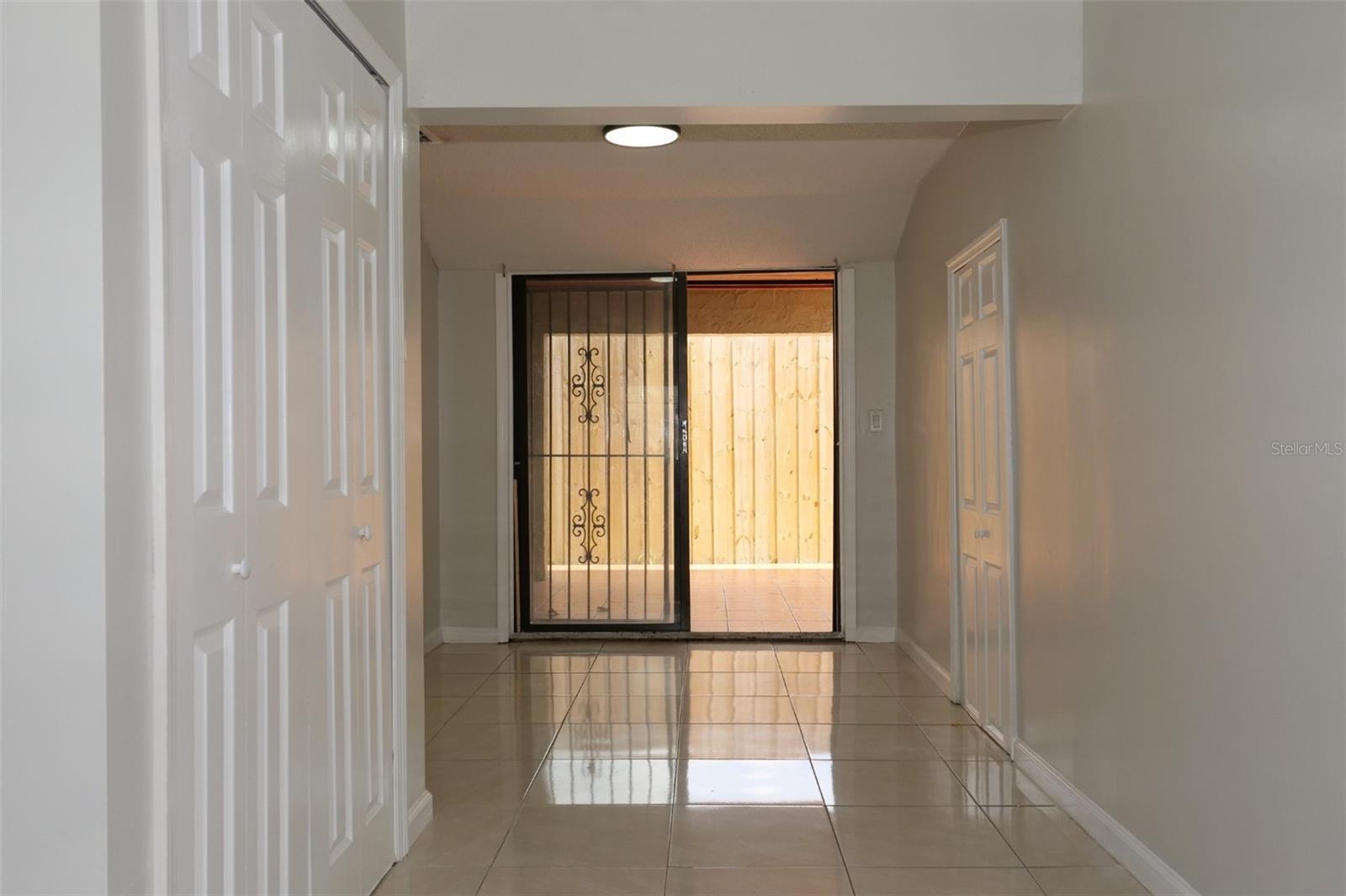 MICHIGAN AVE PARK - Residential Lease