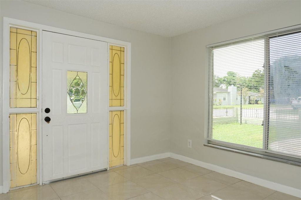 Photo of 2431 S Brown Avenue, Orlando, FL 32806 (MLS # O6369884)