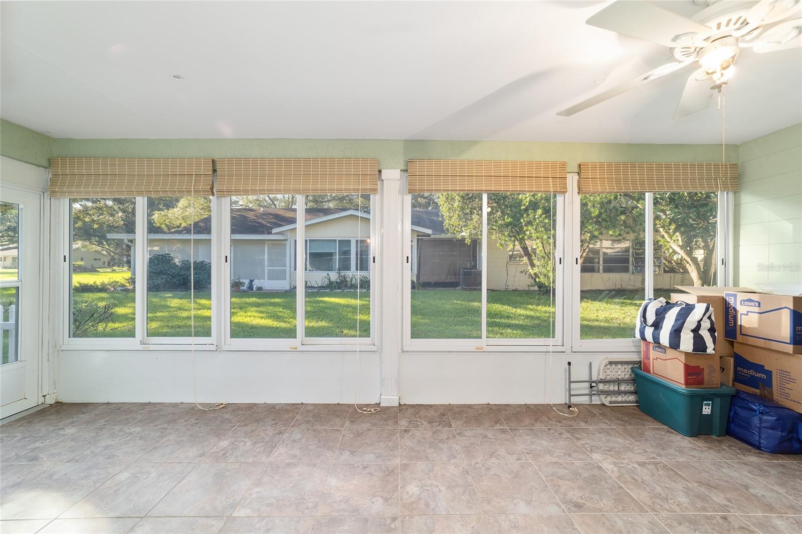 ON TOP OF THE WORLD - Residential