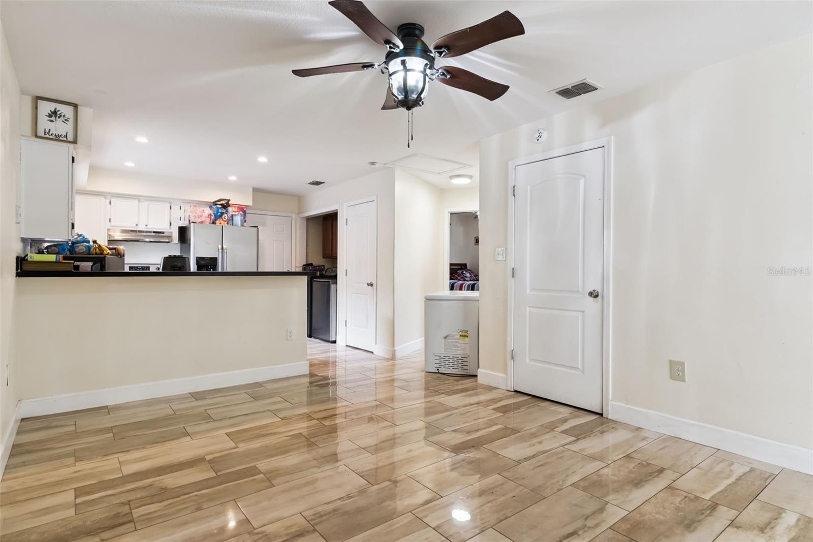 PACKARDS 1ST ADD TO MIDWAY - Residential