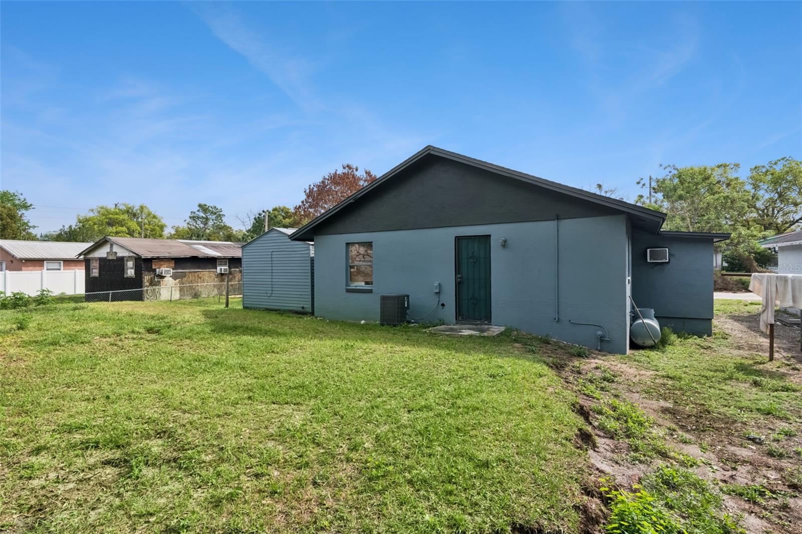 PACKARDS 1ST ADD TO MIDWAY - Residential