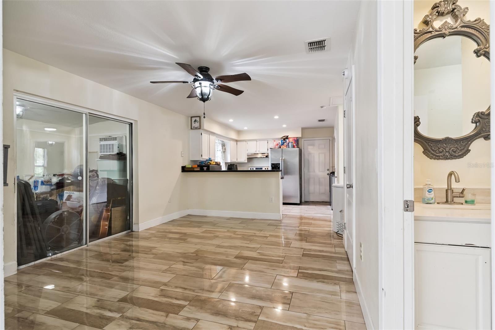 PACKARDS 1ST ADD TO MIDWAY - Residential