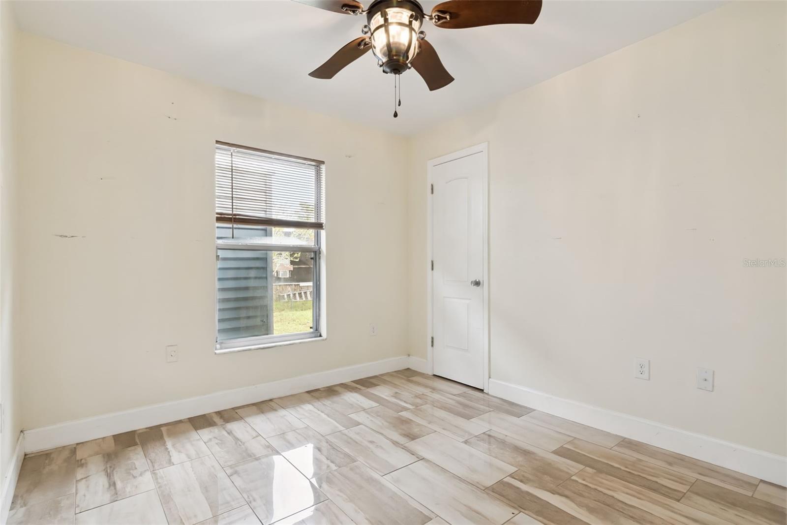 PACKARDS 1ST ADD TO MIDWAY - Residential