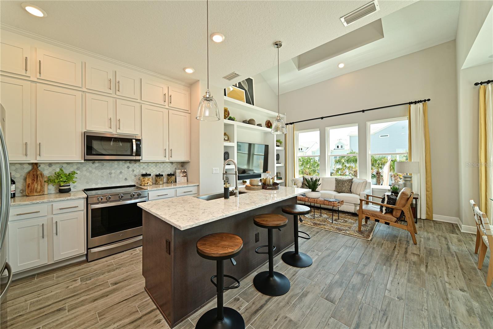2401 EZZELL COURT