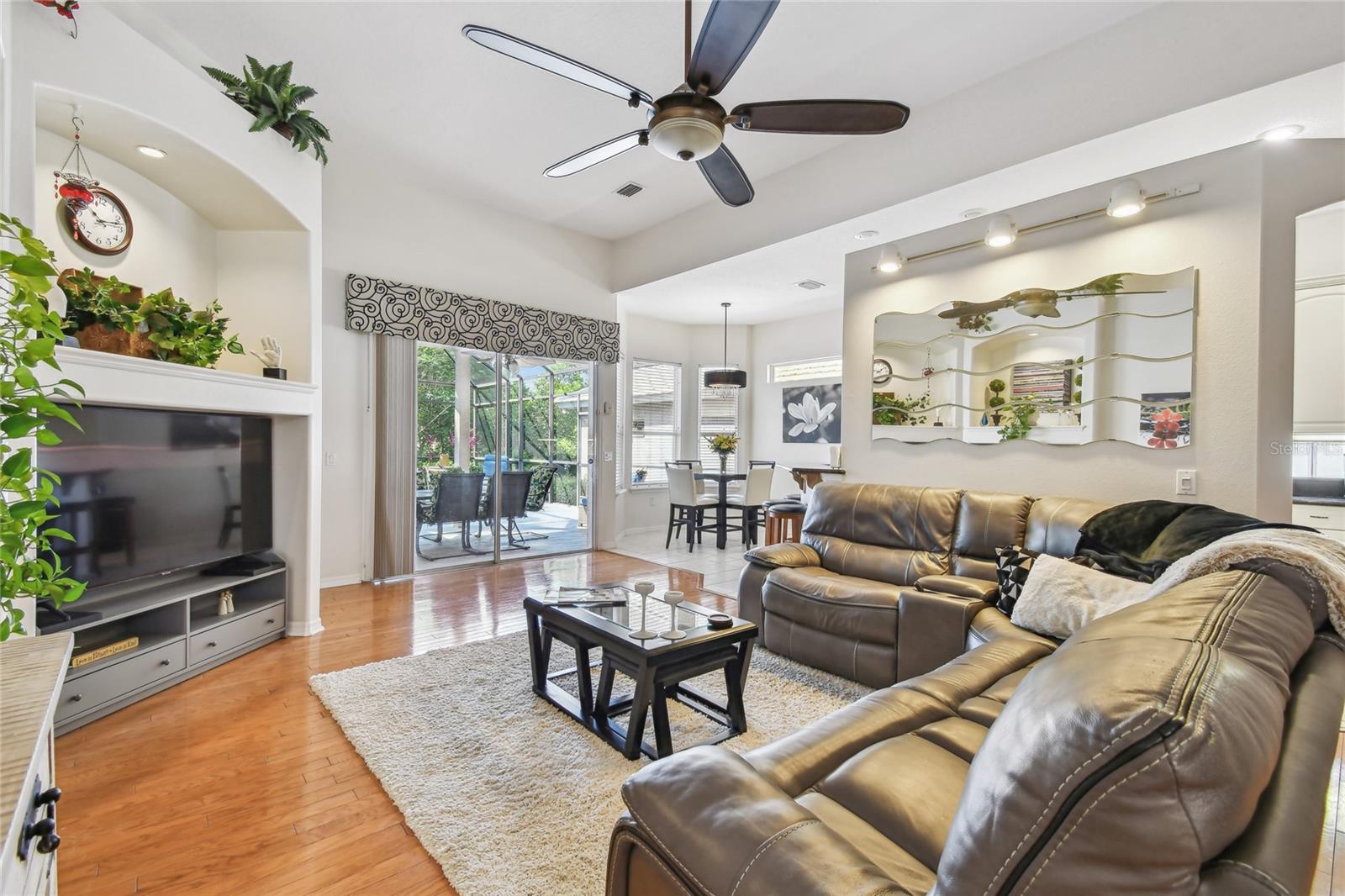 404 SOTHEBY WAY