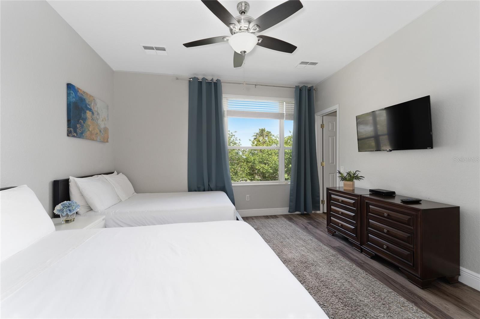 BAYSHORE/VISTA CAY PH 3 - Residential