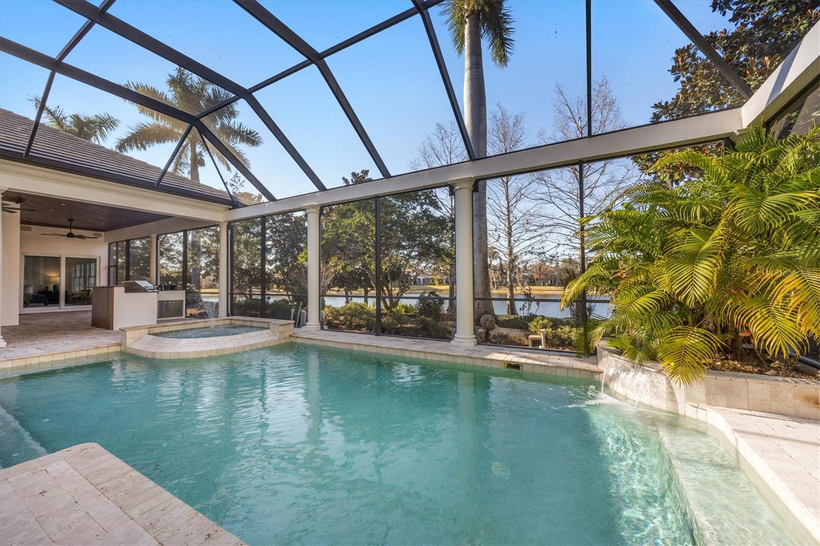 LAKE CLUB - Residential