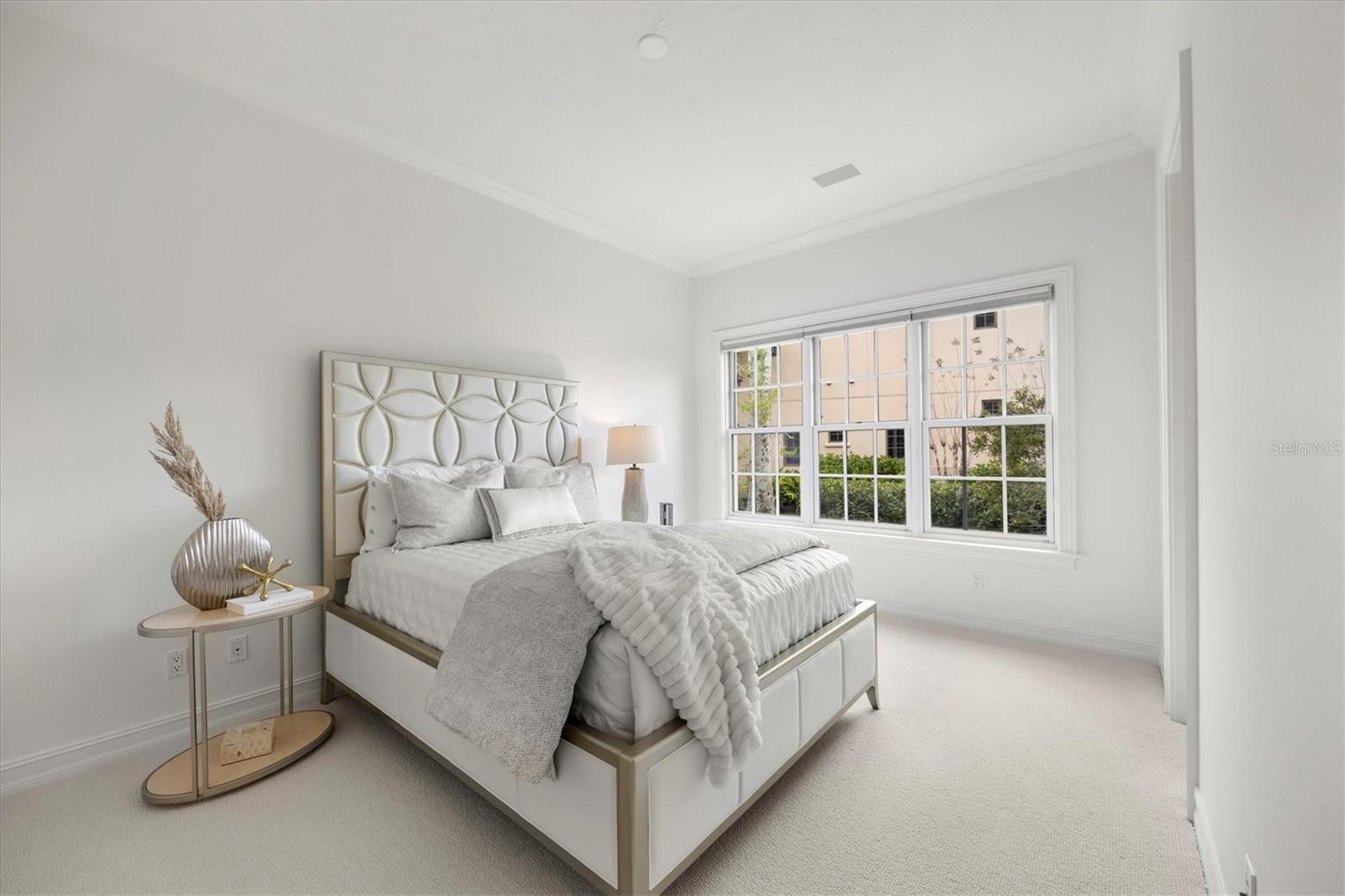 LAKE CLUB - Residential