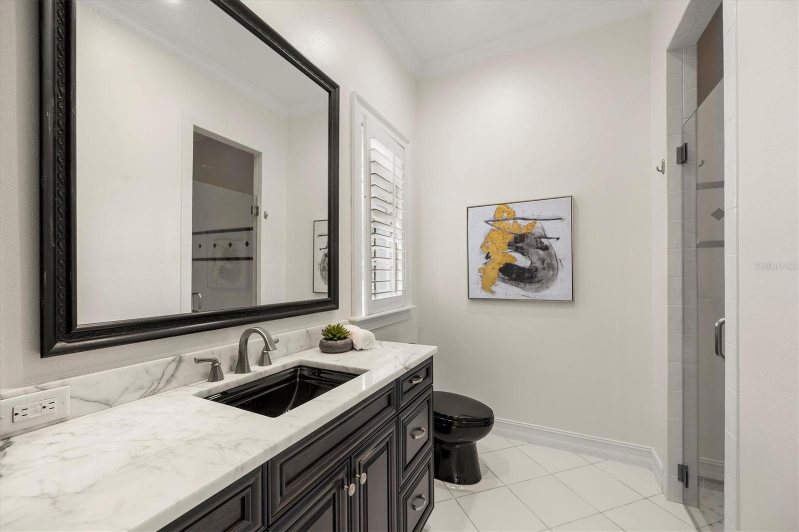 LAKE CLUB - Residential