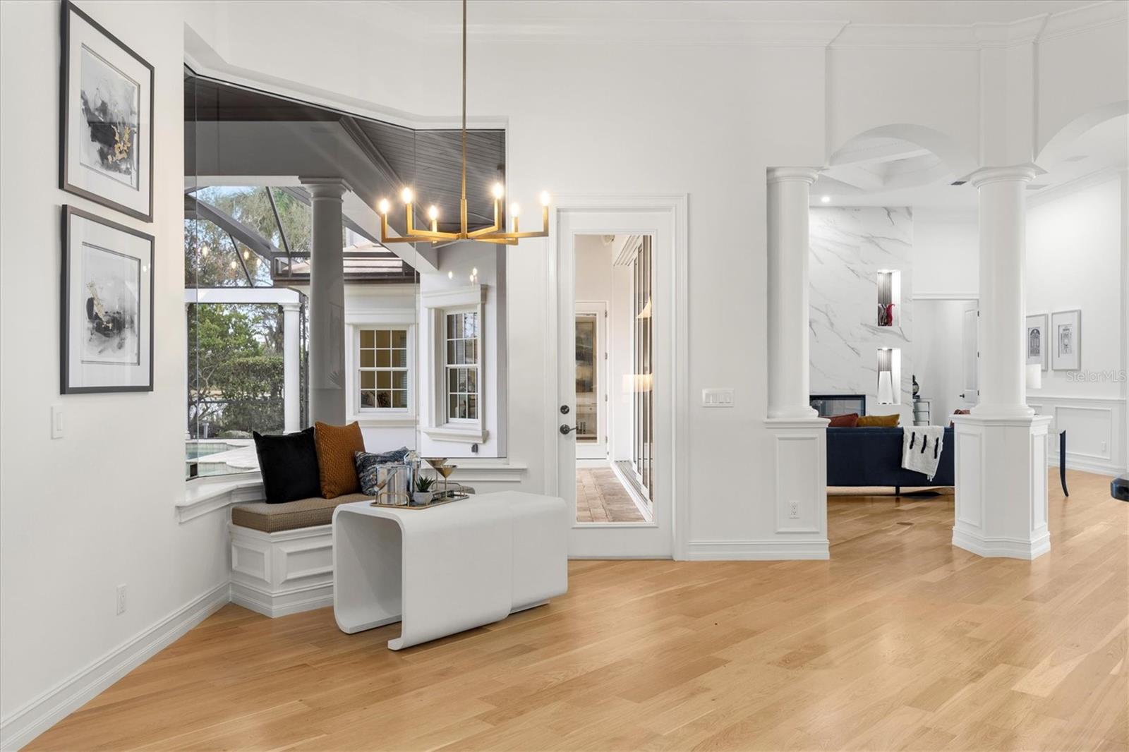 LAKE CLUB - Residential