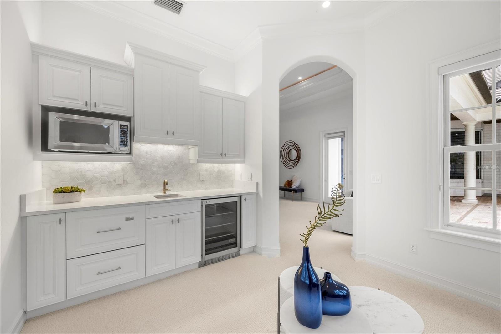 LAKE CLUB - Residential