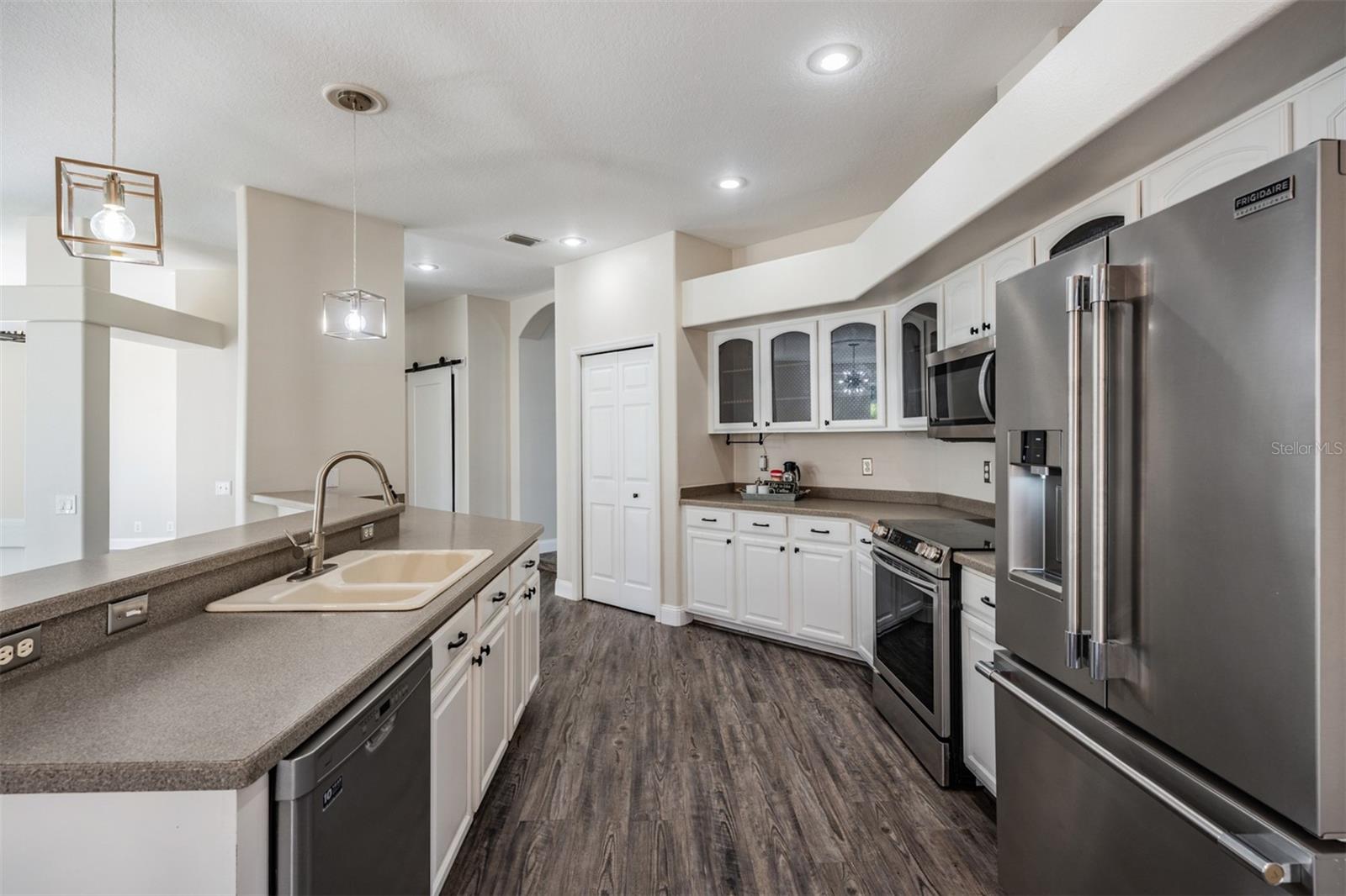 BAYOU WEST SUB - Residential