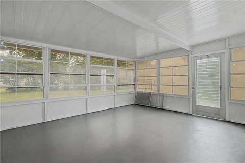 Tiny photo for 3 Kansas Street, Beverly Hills, FL 34465 (MLS # W7886157)