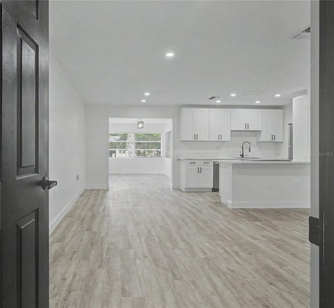 Tiny photo for 3 Kansas Street, Beverly Hills, FL 34465 (MLS # W7886157)