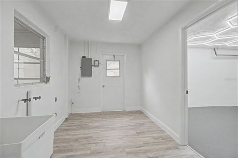 Tiny photo for 3 Kansas Street, Beverly Hills, FL 34465 (MLS # W7886157)