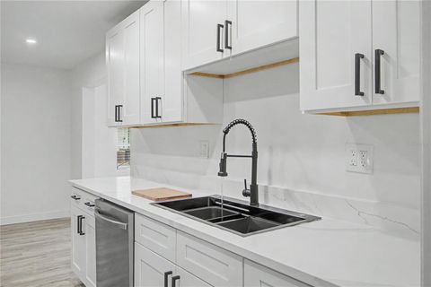 Tiny photo for 3 Kansas Street, Beverly Hills, FL 34465 (MLS # W7886157)