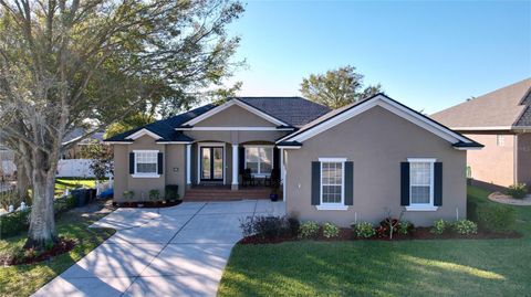 A home in LAKELAND