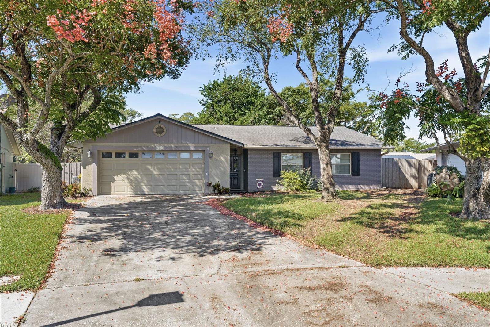 2353 BAYSWATER COURT