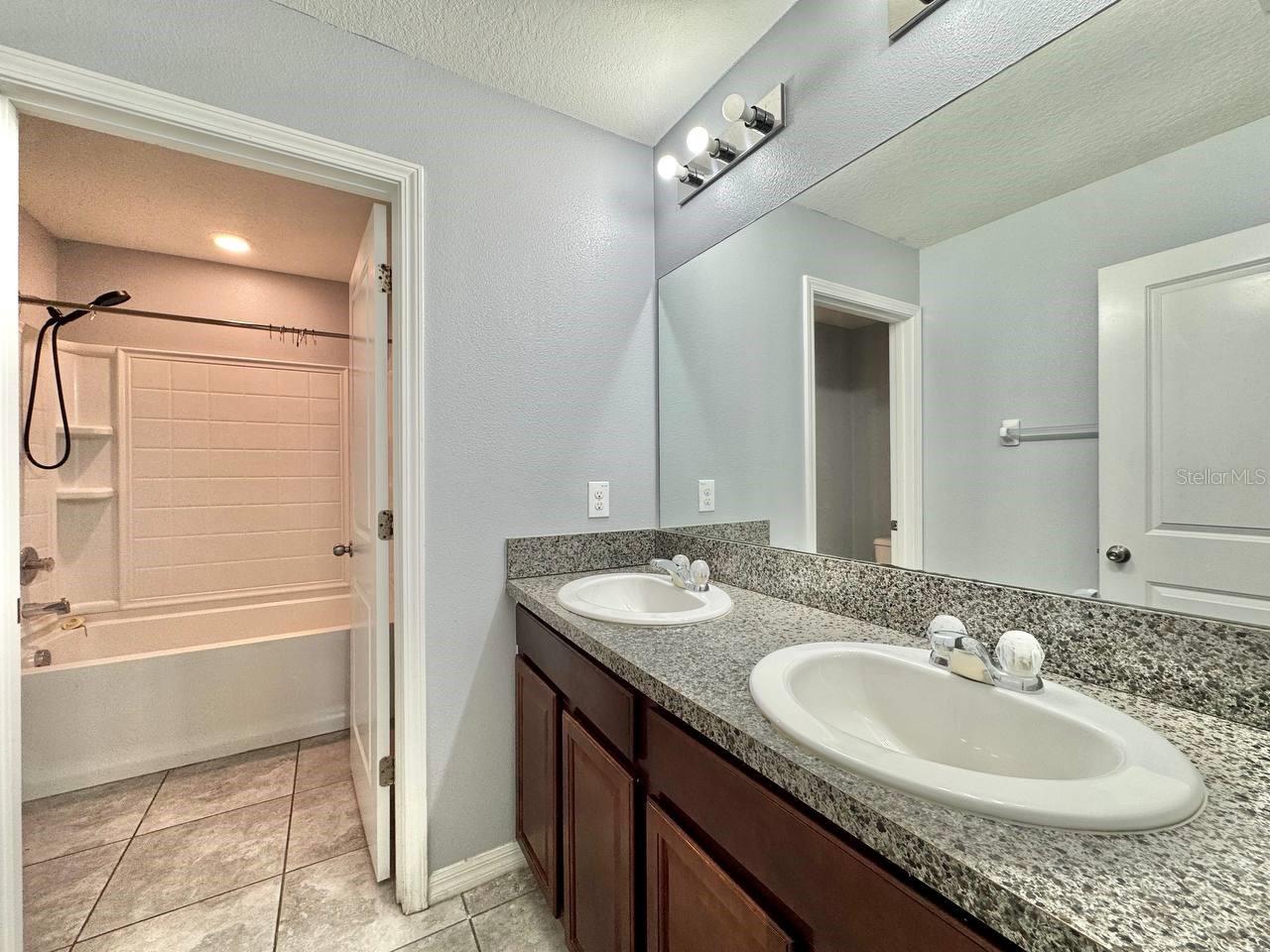 CYPRESS CREEK PH 4B - Residential Lease