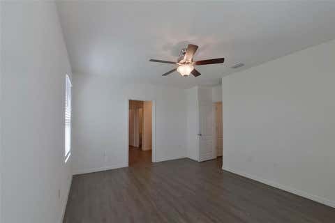 Tiny photo for 32005 Katelin Circle, Leesburg, FL 34748 (MLS # O6416428)