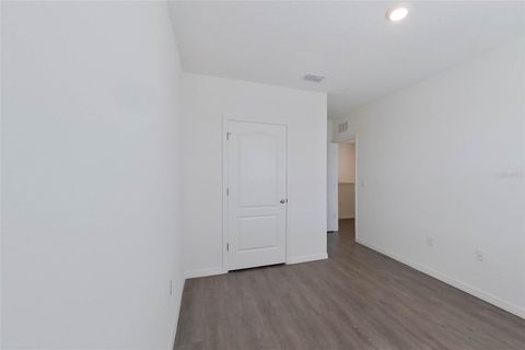 Tiny photo for 32005 Katelin Circle, Leesburg, FL 34748 (MLS # O6416428)