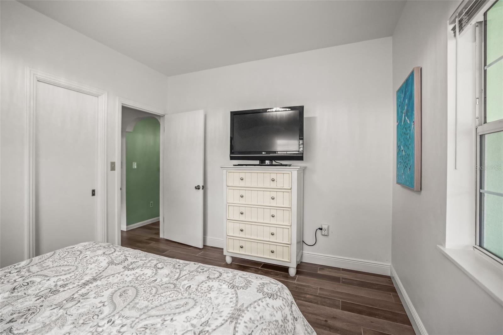 GROVE TERRACE - Residential