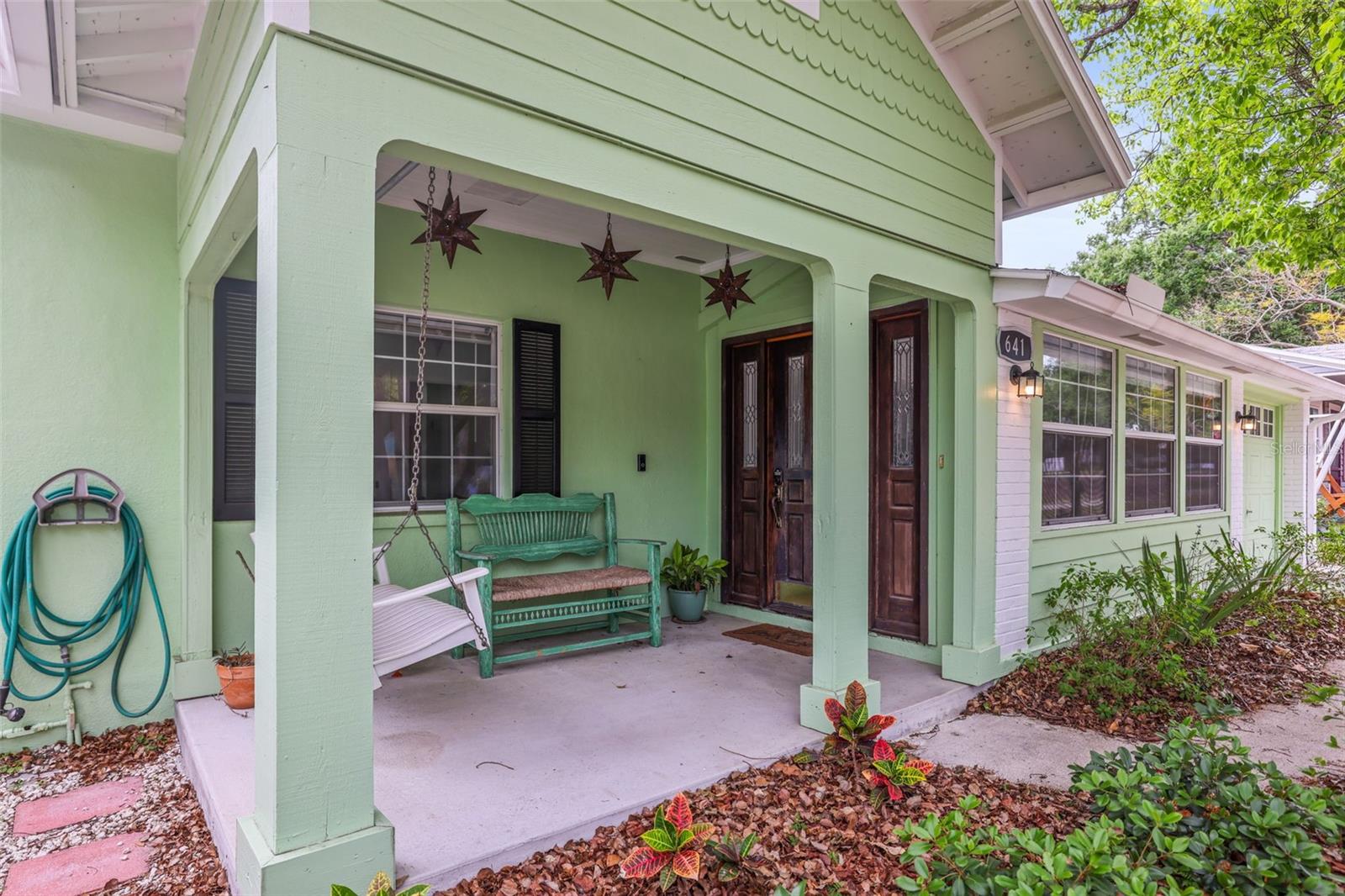 GROVE TERRACE - Residential