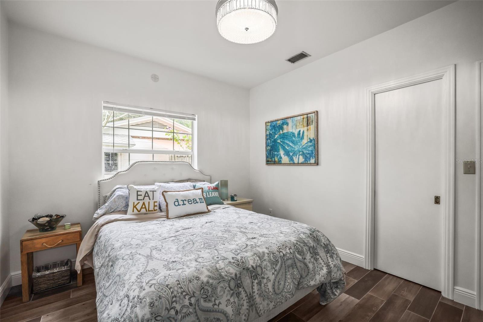 GROVE TERRACE - Residential