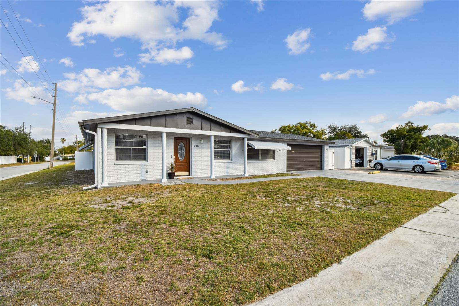 ALOHA GARDENS - Residential